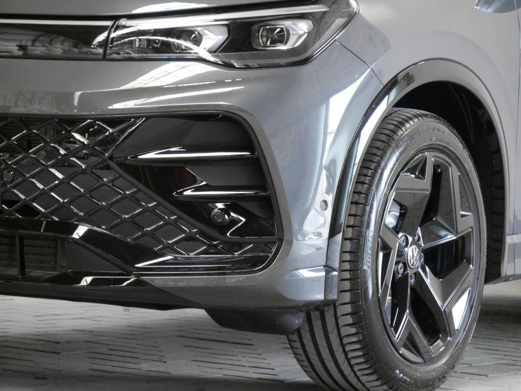 Fahrzeugabbildung Volkswagen Tiguan 2.0 TDI R-Line AHK Matrix Kamera AppConne