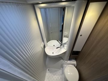 Carado pro+ V 337 Pro+DigitalSafetyACCSolar2.Batte