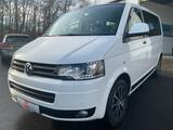 Volkswagen T5 Multivan 2.0 TDI DSG Edition 25 4Motion - weiße Volkswagen T5 Multivan
