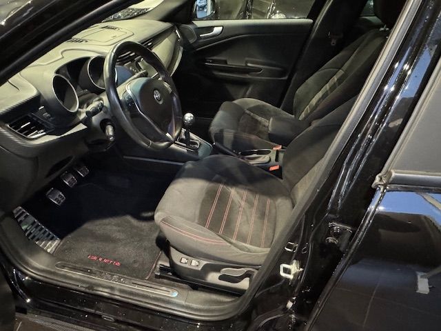 Fahrzeugabbildung Alfa Romeo Giulietta Sprint SHZ XENON NAVI