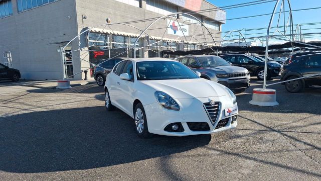 Alfa Romeo Giulietta 1.6 JTDm-2 120 CV Distincti