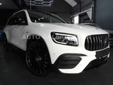 Mercedes-Benz GLB 35 AMG 4M/PANO/MEMORY/360°/BURMESTER/AHK - Mercedes-Benz GLB 35 AMG Benziner Gebrauchtwagen