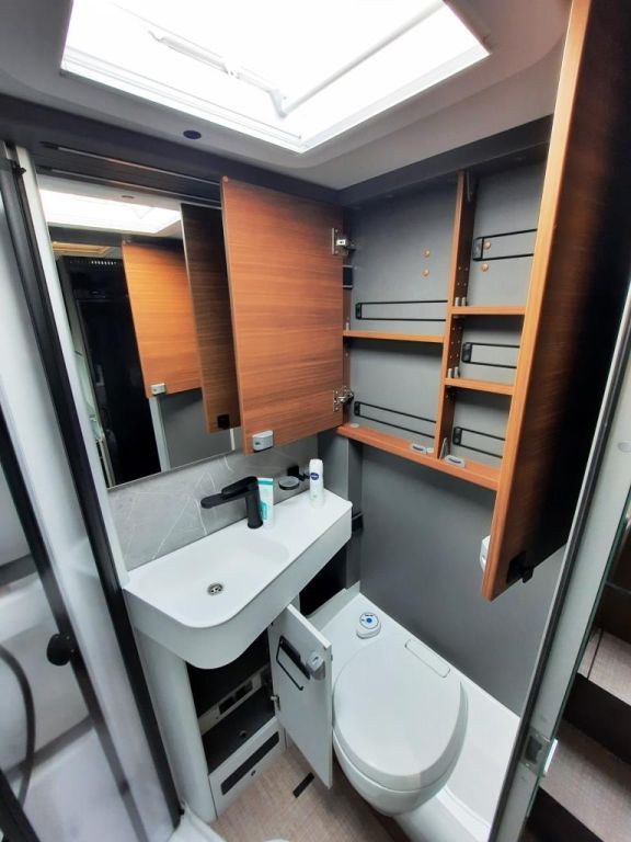 Fahrzeugabbildung HYMER / ERIBA / HYMERCAR B-Klasse MC I 600 Verfüg./Autark/AHK/TV/Markise