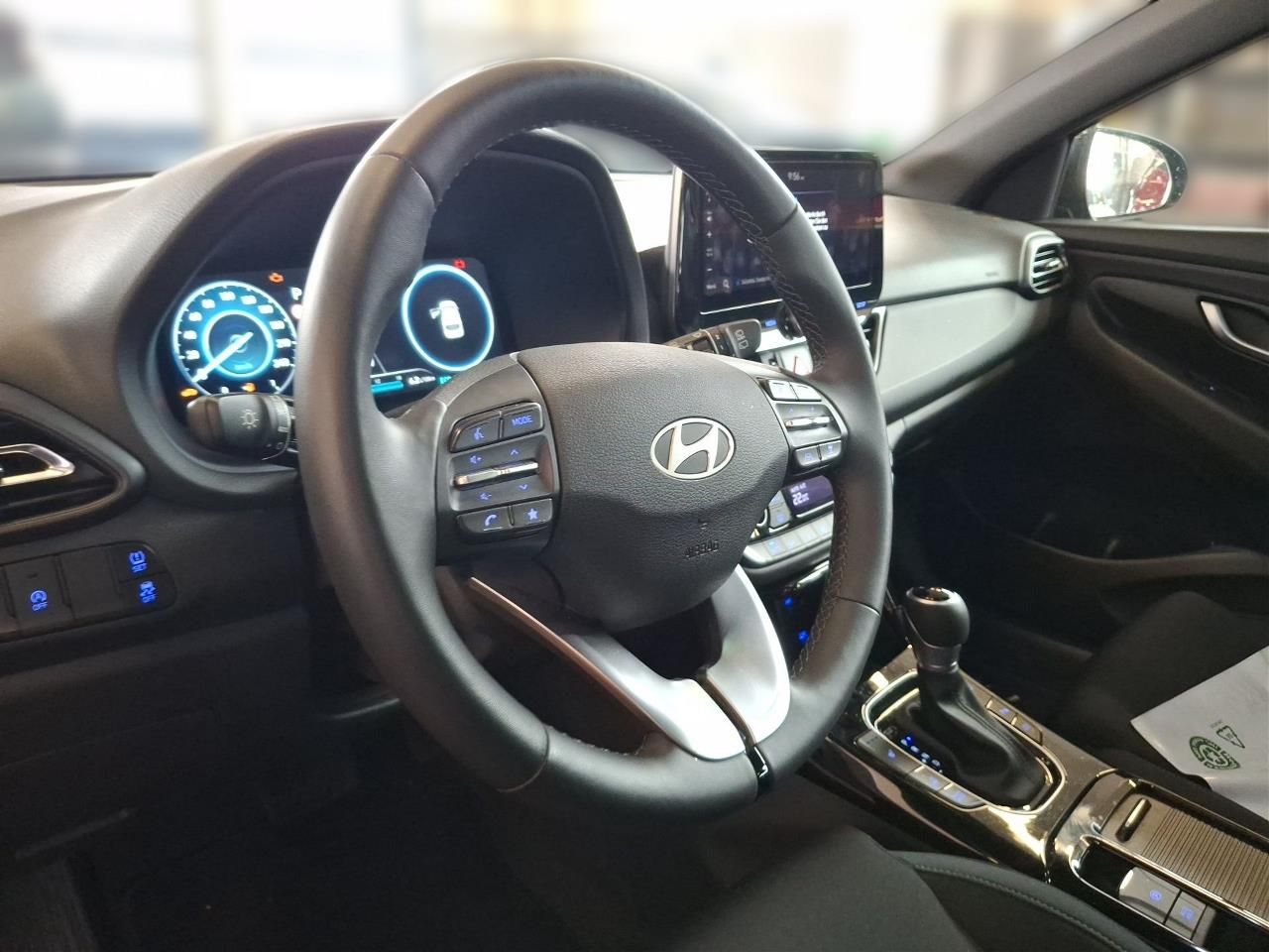 Fahrzeugabbildung Hyundai i30 1.5 DCT Advantage PANO*LED*SHZ*LHZ*NAV*CARPL