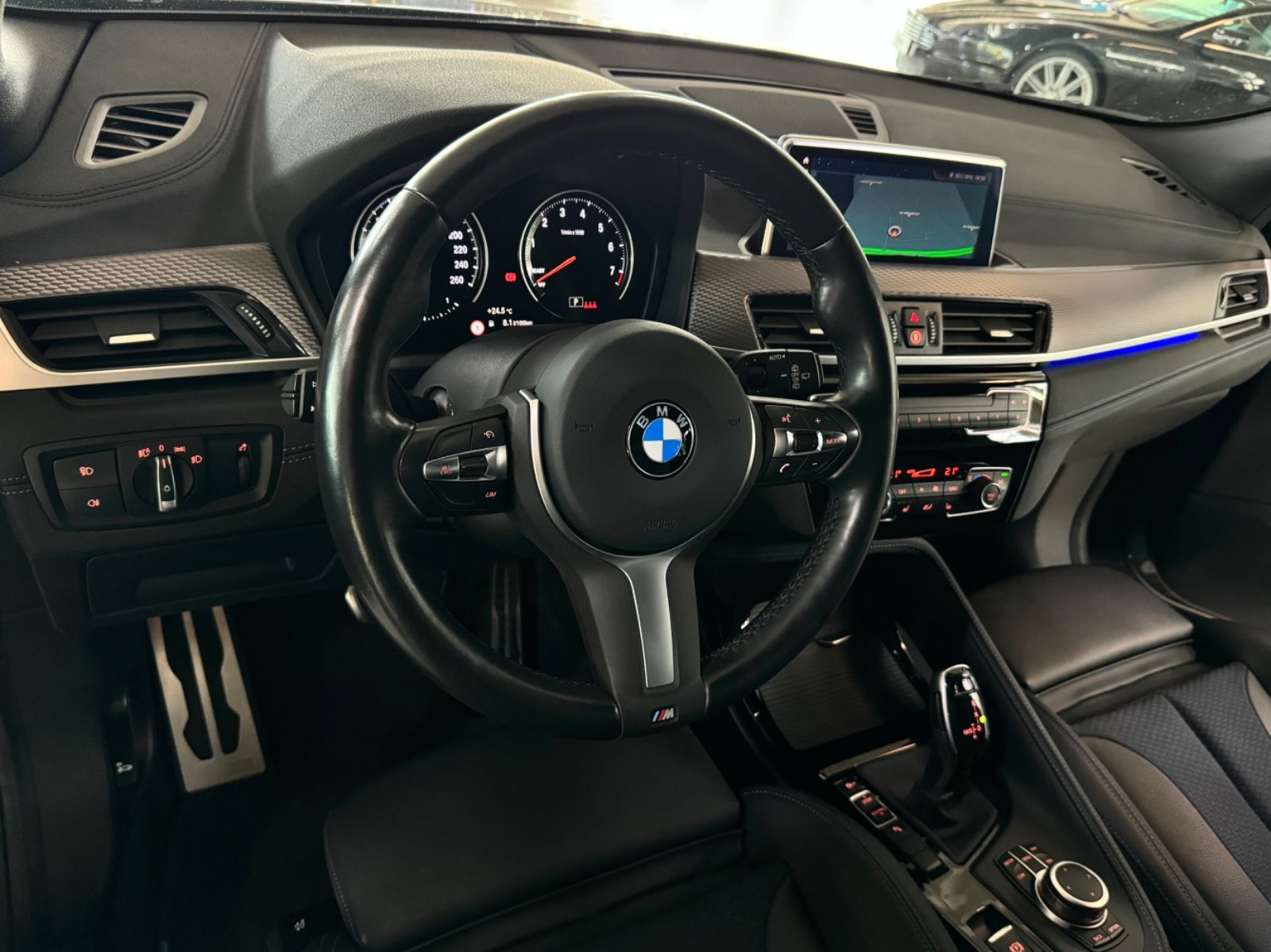 Fahrzeugabbildung BMW X2 sD20i MSport Kamera DAB AHK Alarm HiFi 19Zoll