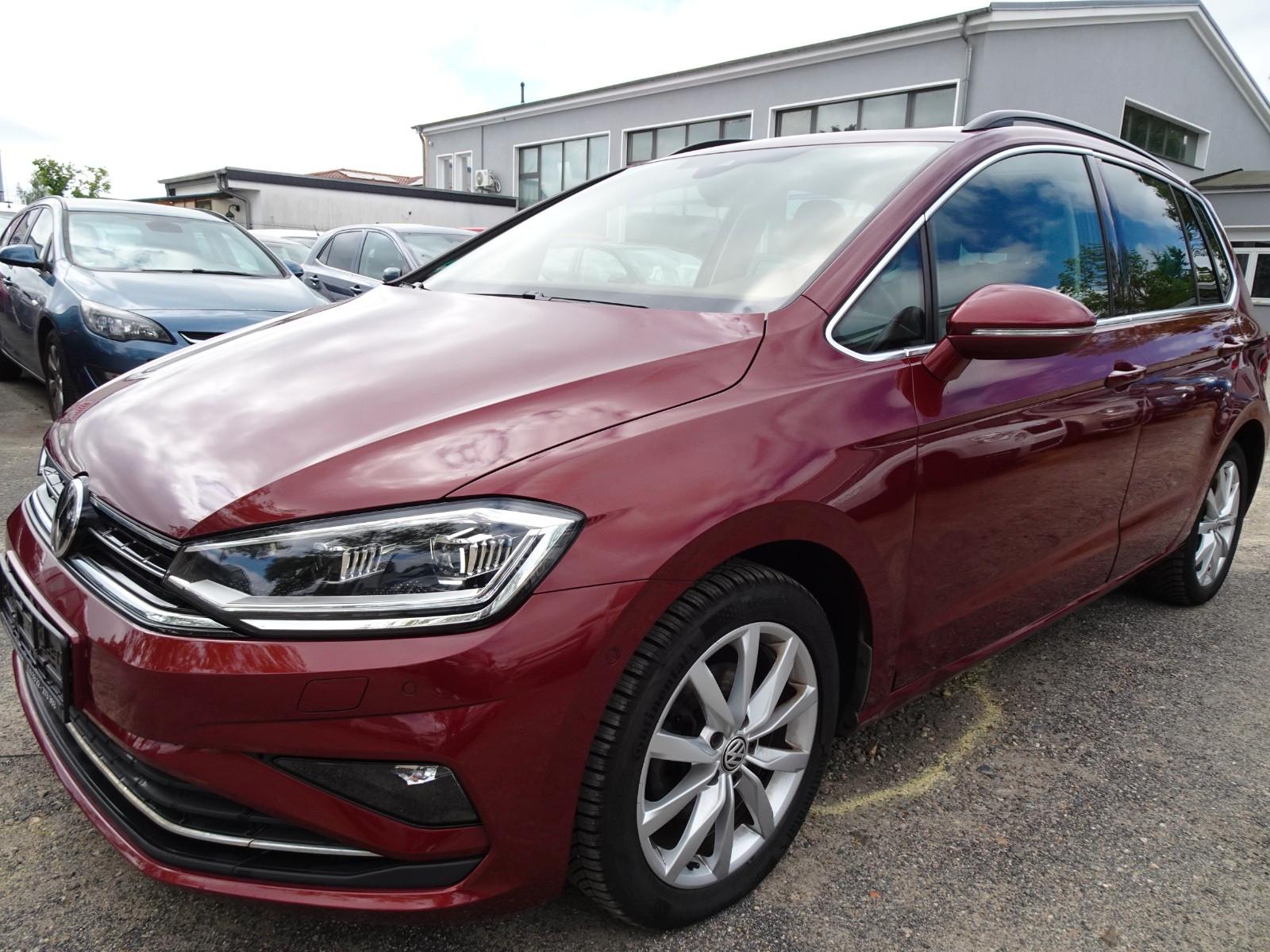 Volkswagen Golf Sportsvan VII Highline PANORAMA-R.CAM-NAV