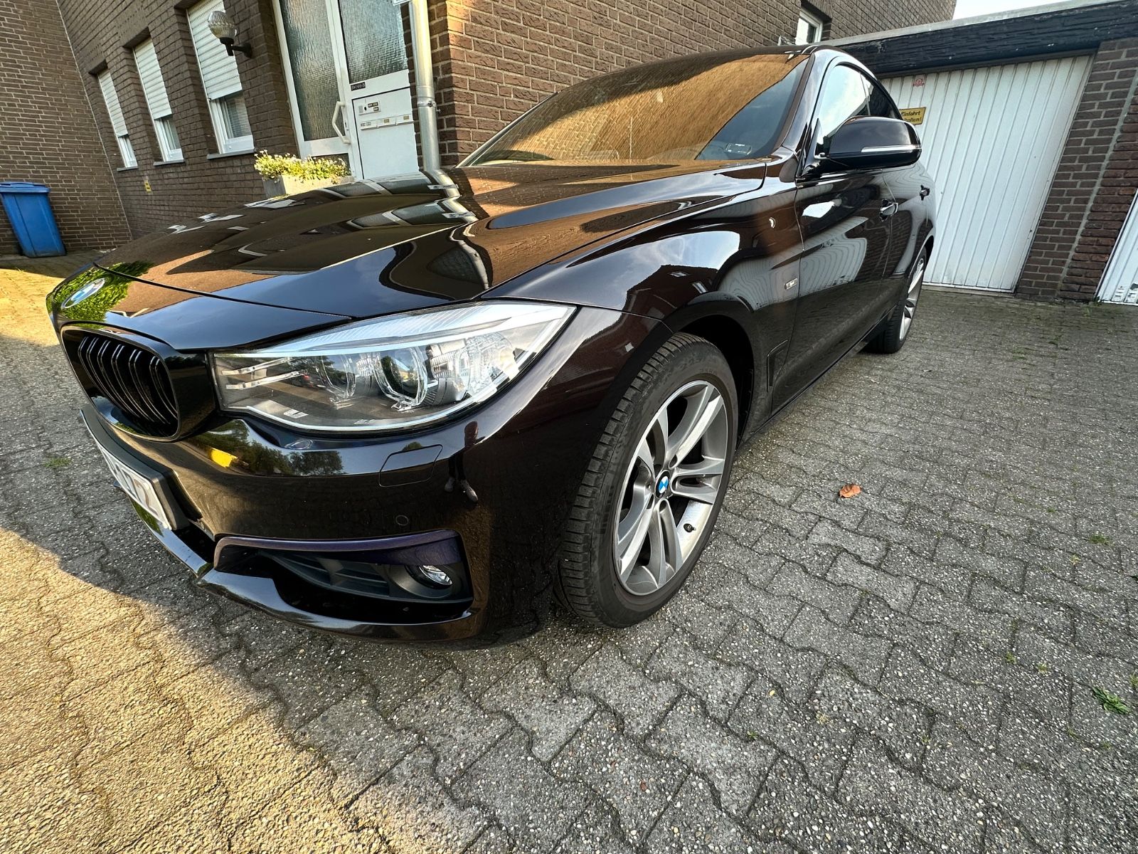 BMW 320d Gran Turismo Sport Line Shadow Pano HUD AHK