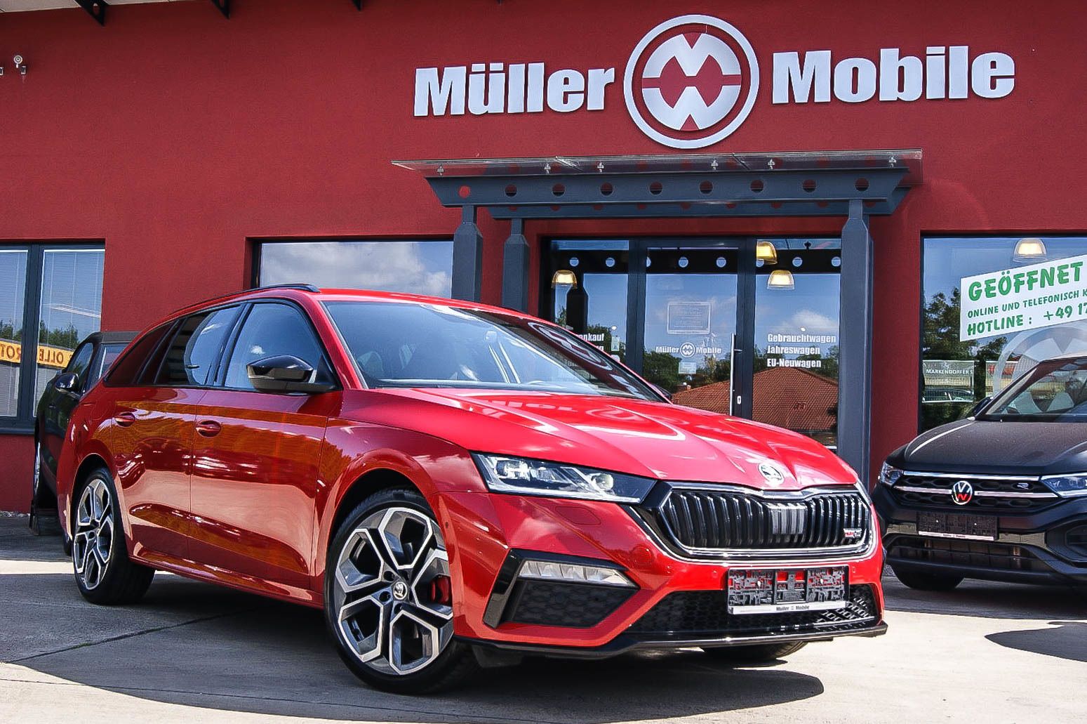 Fahrzeugabbildung SKODA Octavia Combi RS 4x4 CHALLENGE HEADUP pACC AHZV