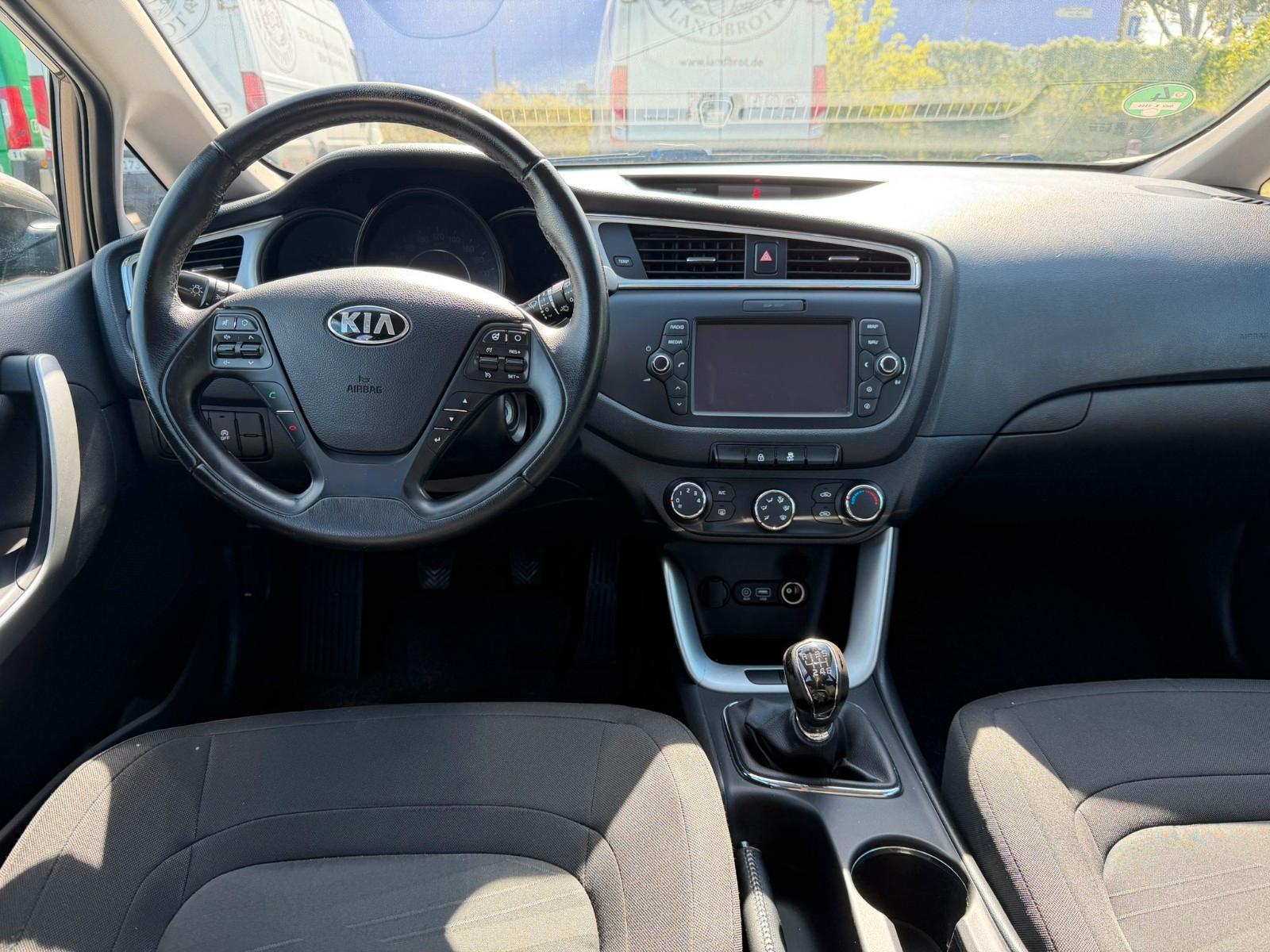 Kia Ceed Sportswagon Attract*R-Kamera*Navi*PDC*
