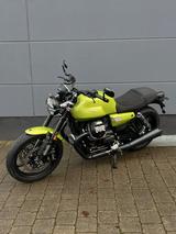 Moto Guzzi V7 Sport Modell 2025!!! - MOTO GUZZI SPORT