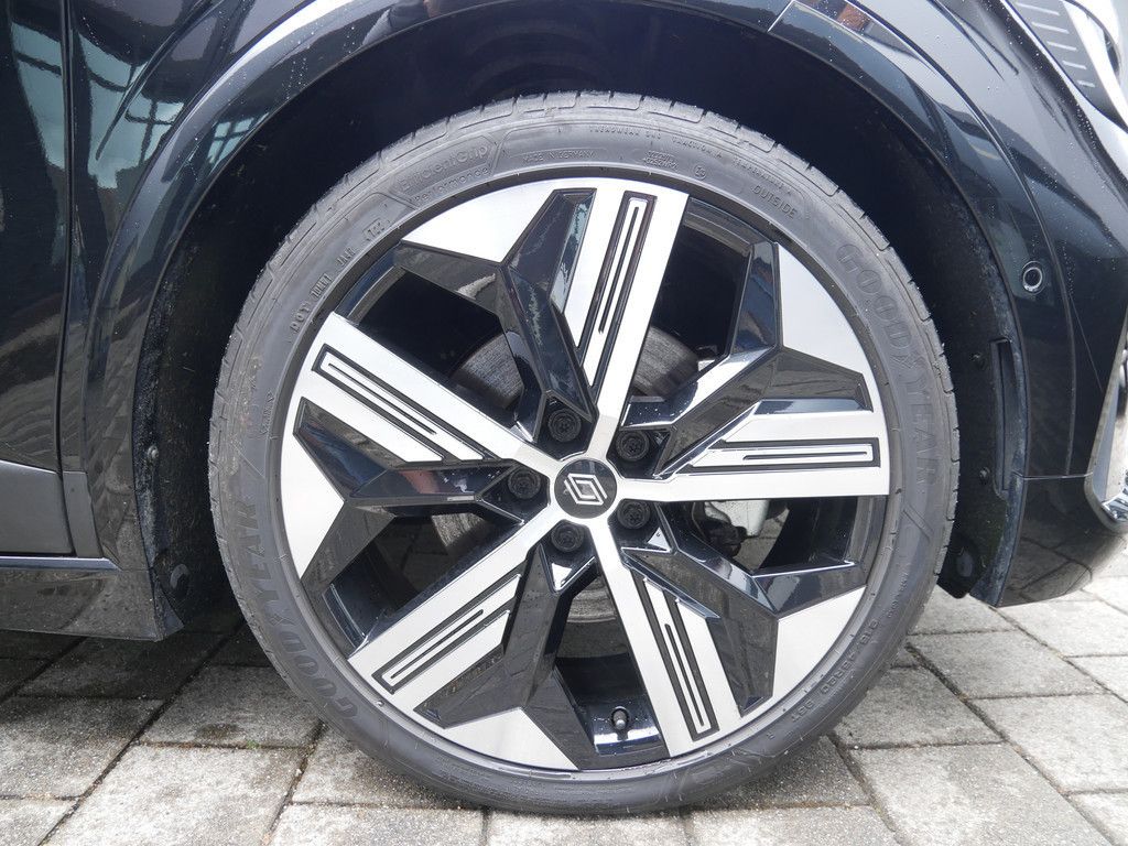 Fahrzeugabbildung Renault Megane E-Tech EV60 220 Iconic