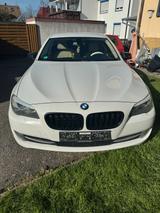 BMW Verkaufe einen BMW F10, Baujahr 2013, Lauf... - BMW: V10