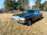 Mercedes-Benz 280CE W123 Coupe Autom. Oldtimer - Mercedes-Benz 280: W123 280ce