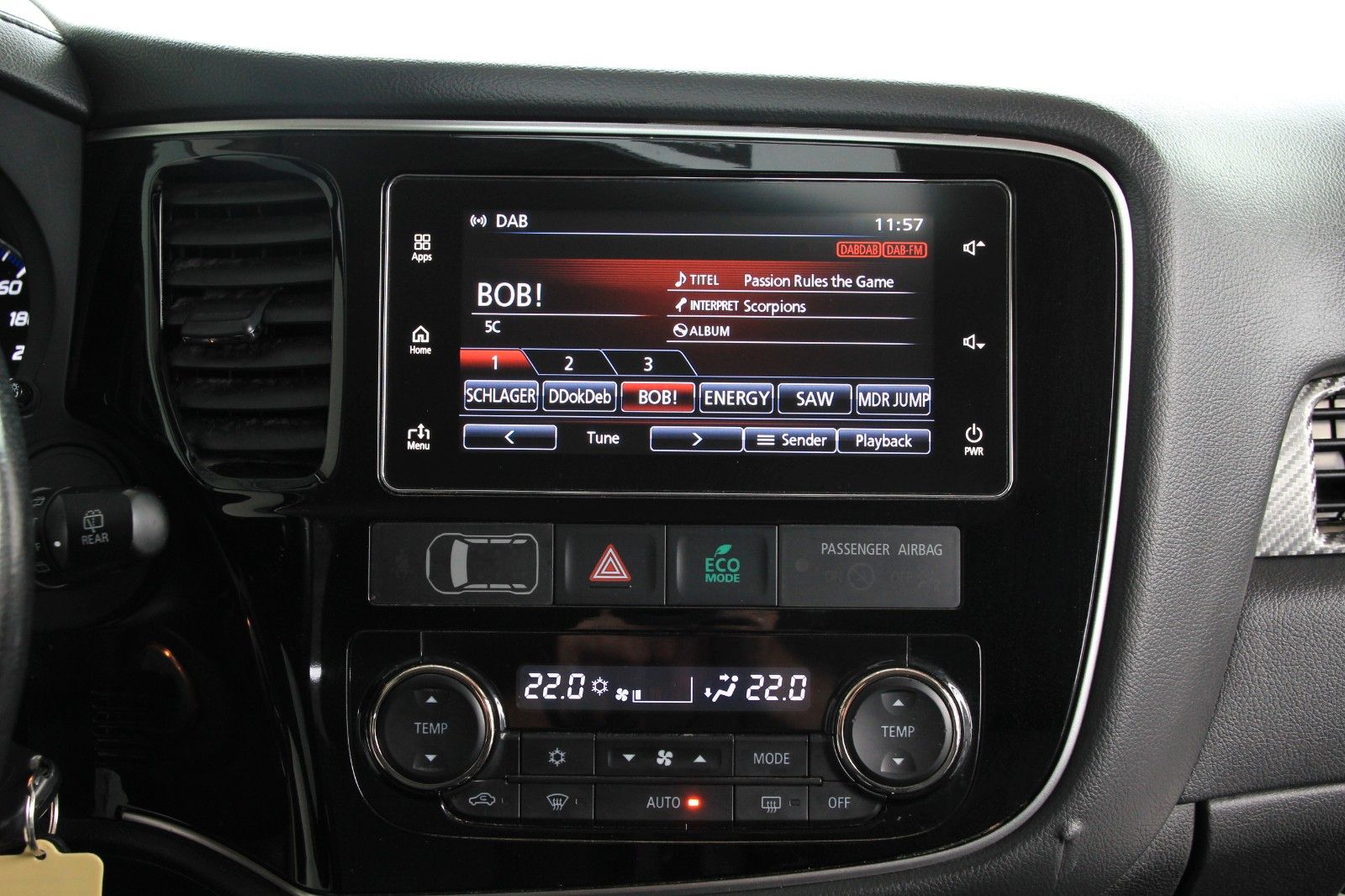 Fahrzeugabbildung Mitsubishi Outlander Edition 100 2WD