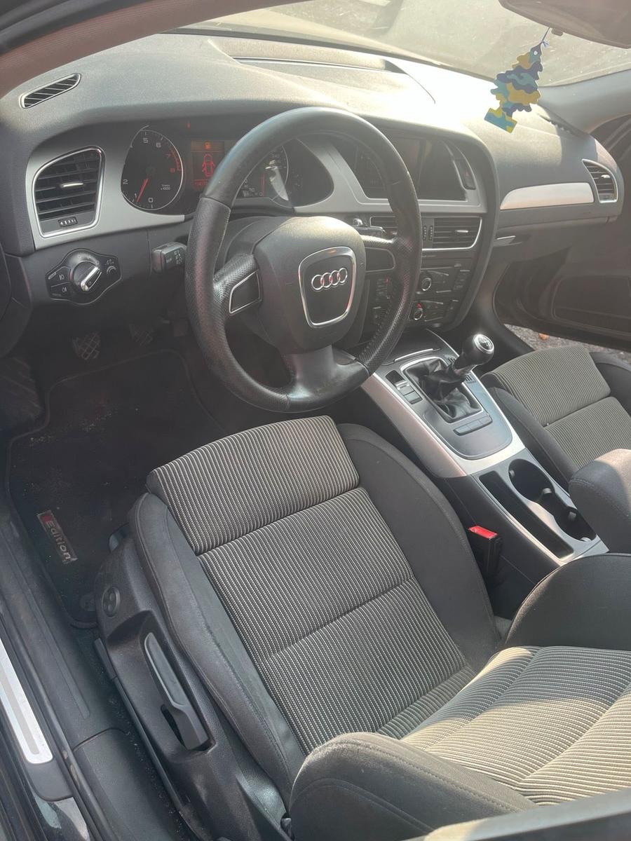 Audi A4 2008 — photo 5