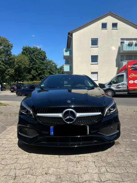 Image of Mercedes-Benz CLA 200