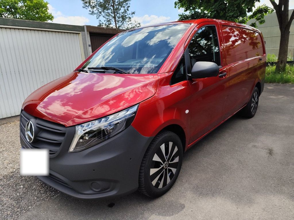 Image of Mercedes-Benz Vito