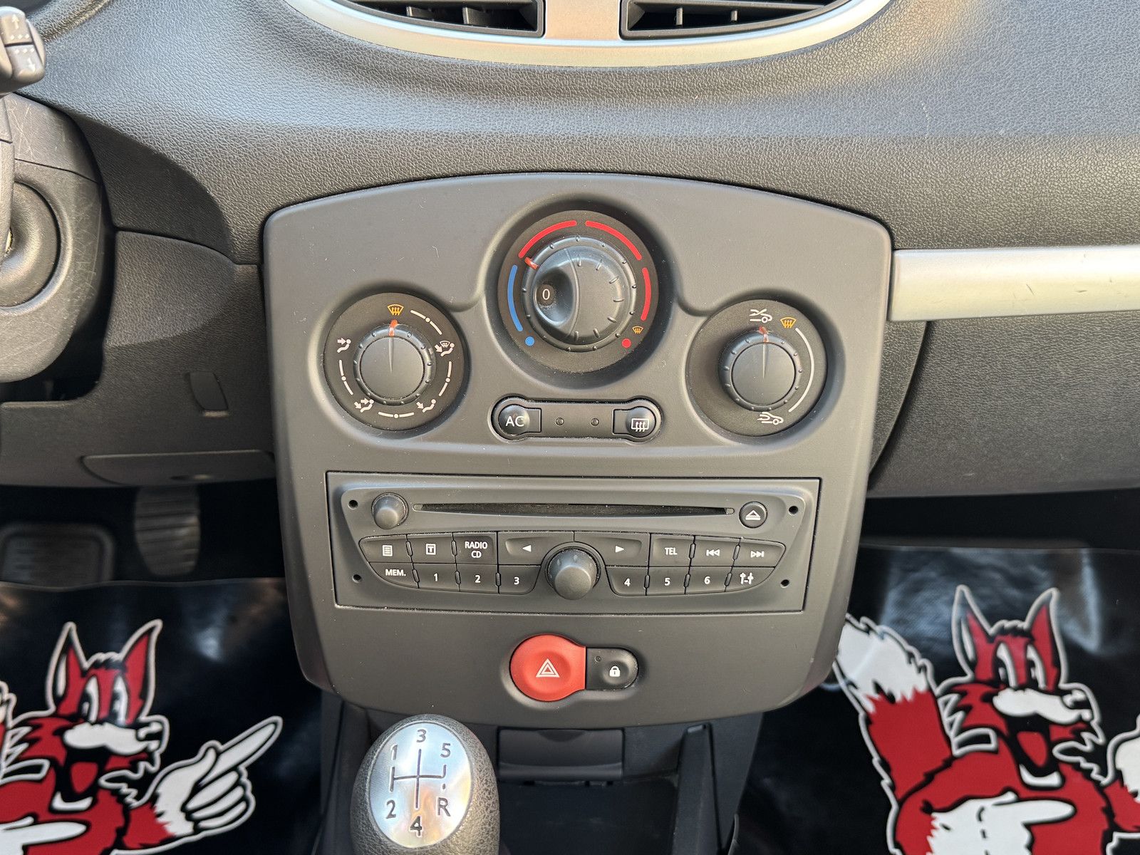 Fahrzeugabbildung Renault Clio Grandtour /NAVI/TMC/Klima/8x bereift