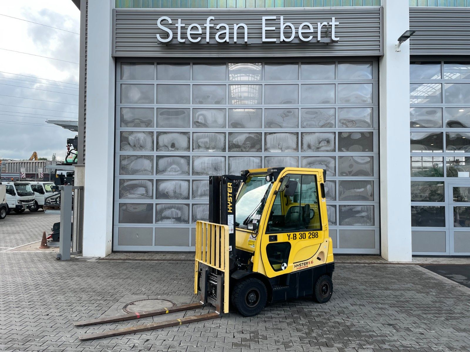 Fahrzeugabbildung Hyster H1.6 FT /  HH: 4.45m / 2.107h / SS