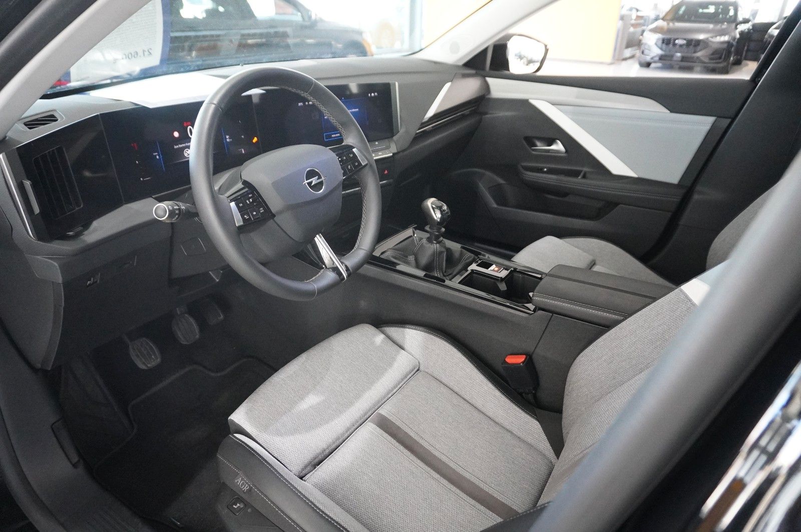 Fahrzeugabbildung Opel Astra L ST 1.5D ELEGANCE NAVI/LED/KAMERA/ACC/DAB