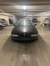 BMW 523i A - - BMW 523 in Nürnberg