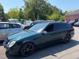 Mercedes-Benz E 320 CDI T Classic - Mercedes-Benz E 320 aus 2005: Cdi