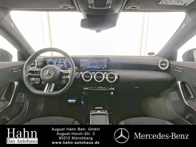 Fahrzeugabbildung Mercedes-Benz CLA 200 AMG/NIGHT/LED/360/DISTRO./TOTW./AMBI/..