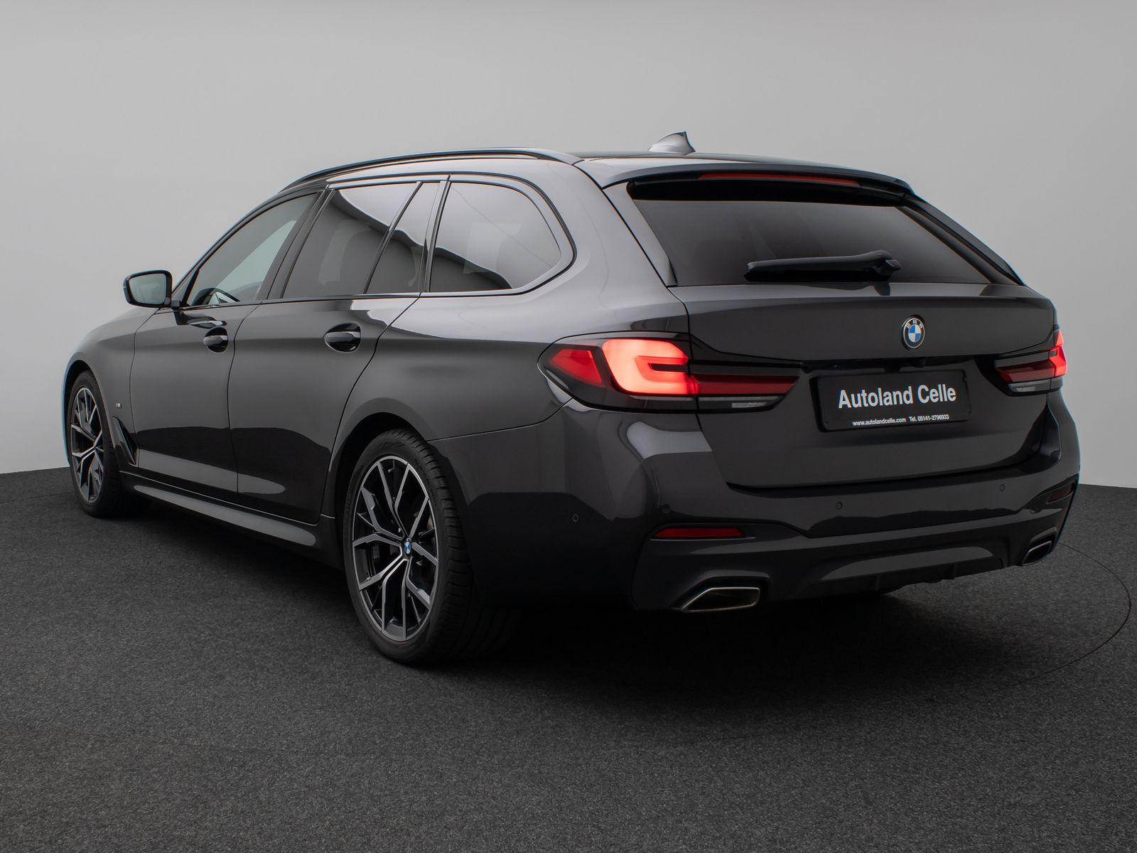 Fahrzeugabbildung BMW 520i M Sport Kamera DAB AHK Alarm Komfort 19Zoll