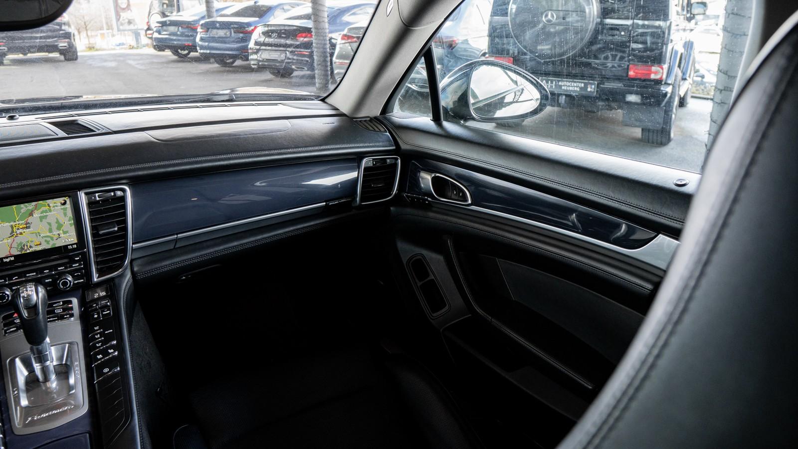 Porsche Panamera 3.0 V6 Diesel 300CH | Toit Ouvrant | Suspensions Pneumatiques | Caméra | Bose | Soft Close