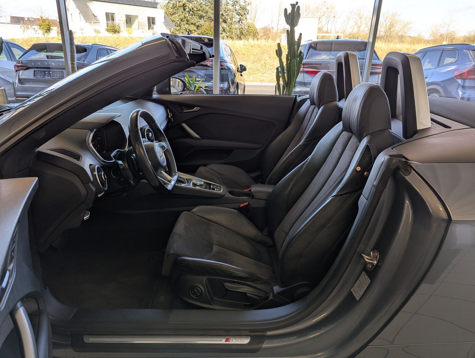 AUDI TT 1.8 TFSI S-tr. S-Line Alcantara Sitzheiz 19" - Image 17