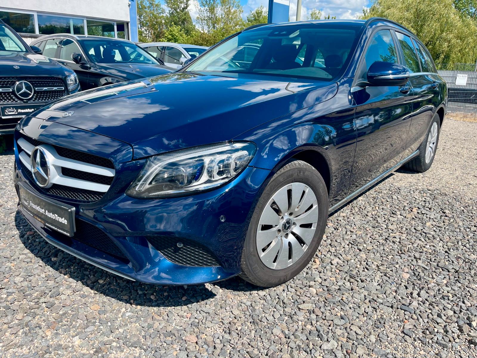 Mercedes-Benz C 220 D T 9G-TRONIC\AHK\MEMORY\SHZ\LED HIGH\1-H