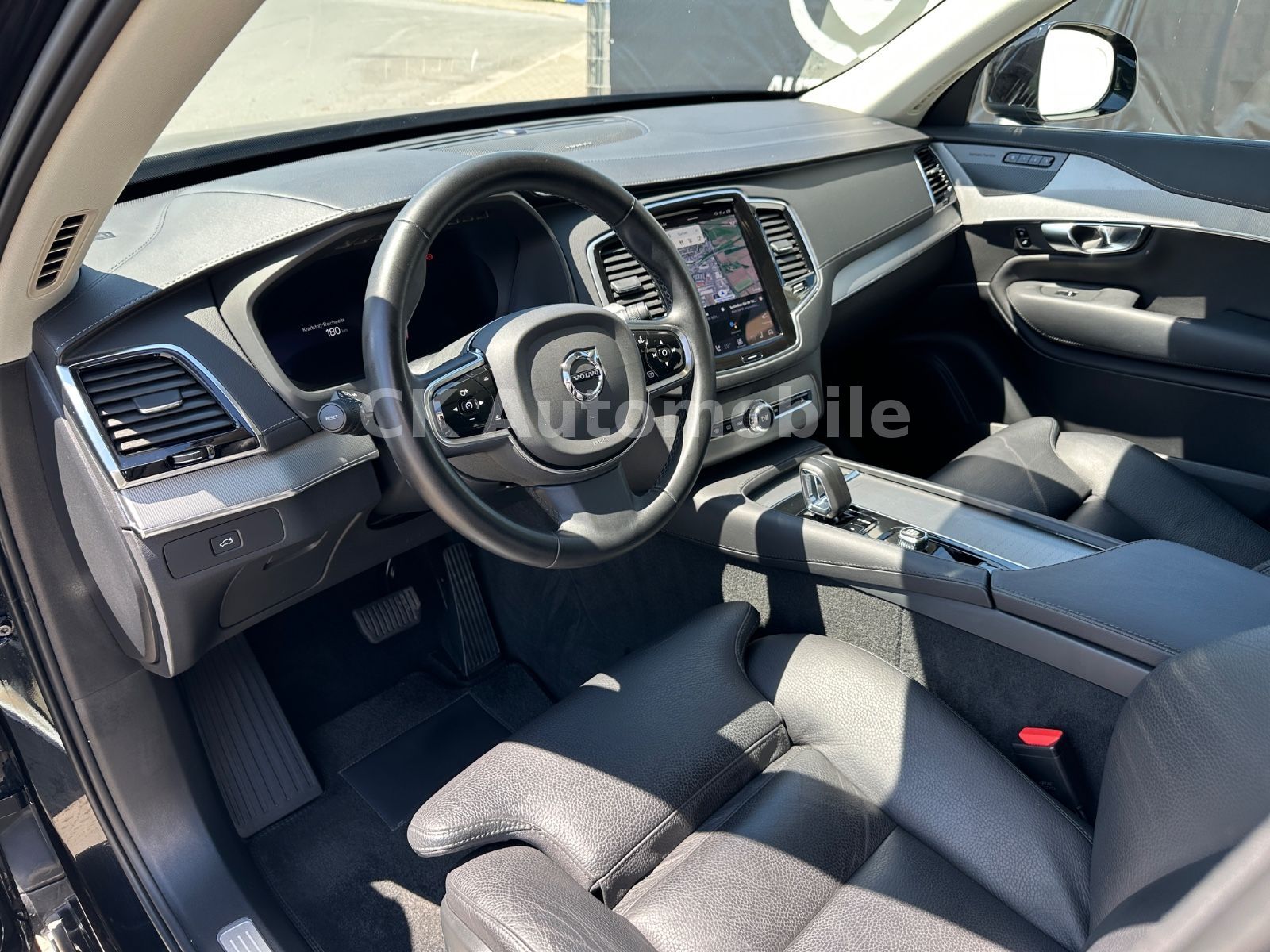 Fahrzeugabbildung Volvo XC90 B5 Plus Bright AWD 7Sitze/Navi/Pano/360°Kam