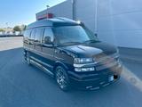 Chevrolet Chevy Van - Chevrolet Chevy Van mit Benzin-Antrieb
