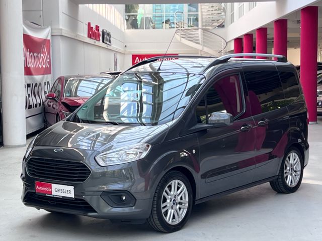 Ford Tourneo Courier Titanium Navi+Kamera