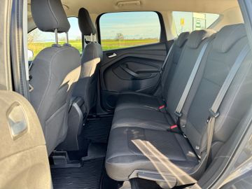 Ford Kuga - 9