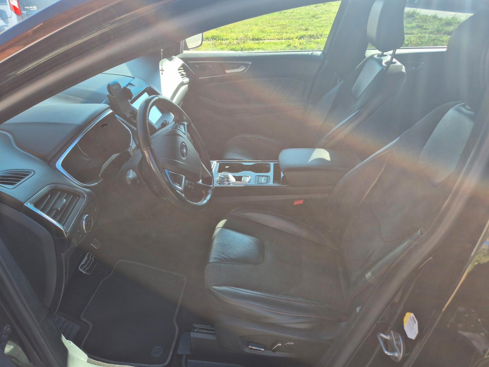 Ford Edge 2,0 l EcoBlue Bi-Turbo 4x4 ST-LINE Auto...