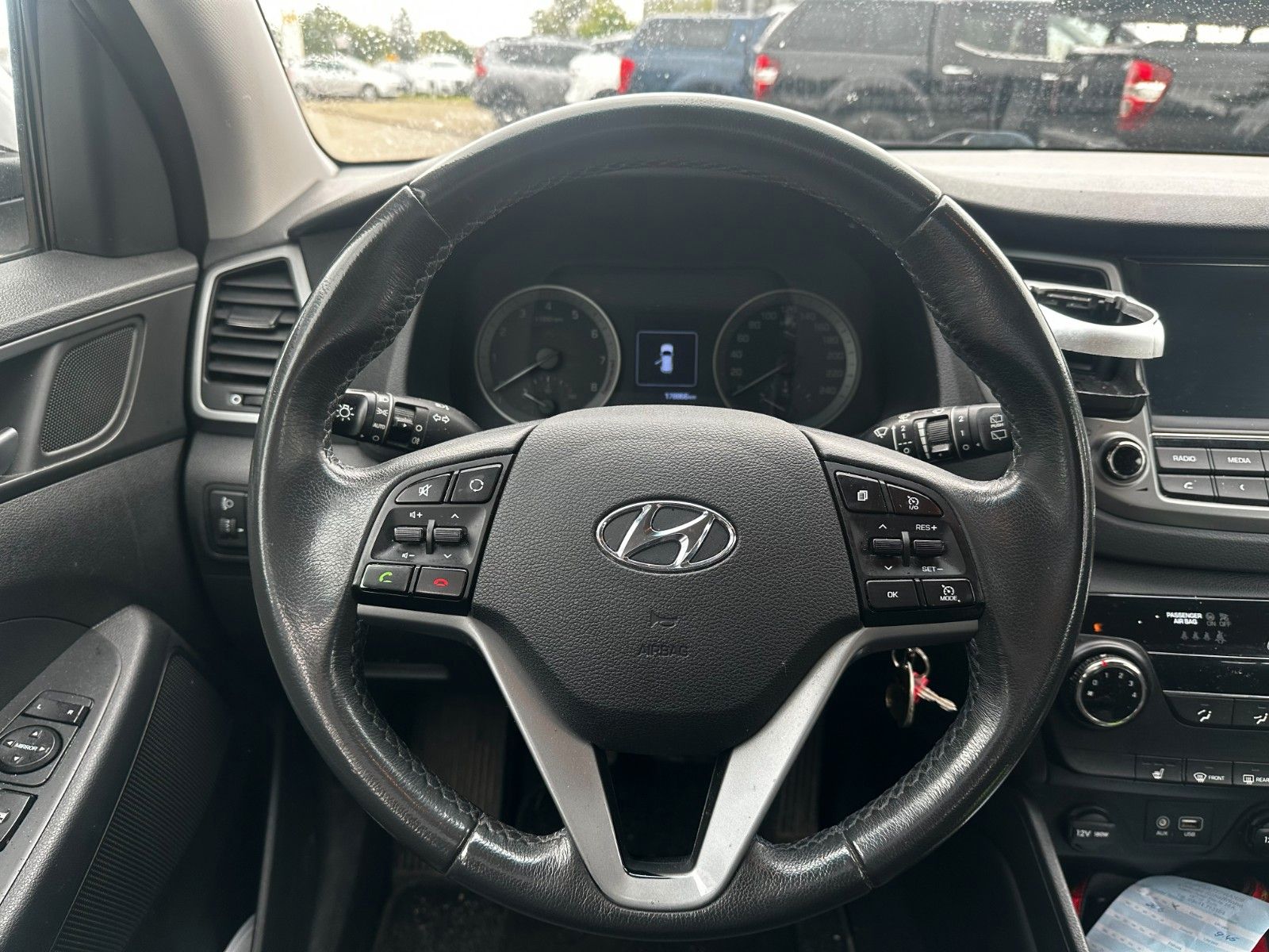 Fahrzeugabbildung Hyundai blue Classic 2WD Navi / AHK abnehmb.