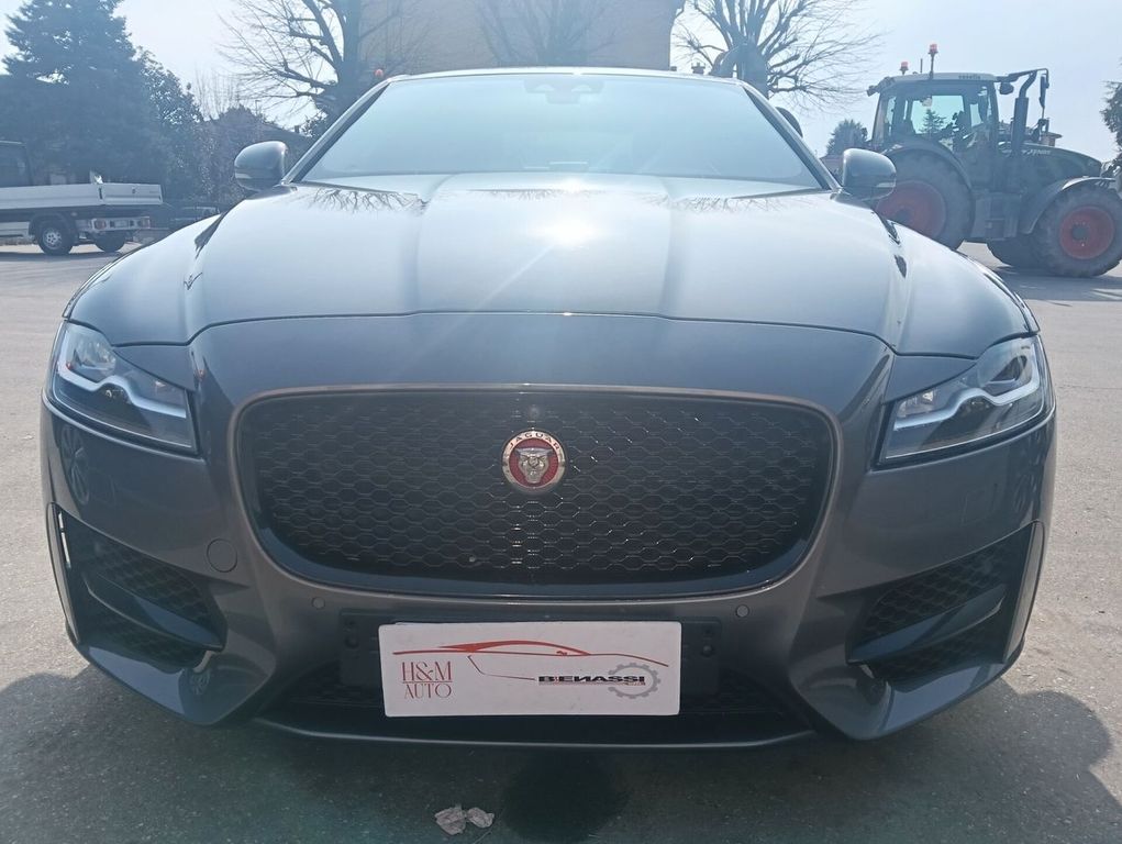 Image of Jaguar XF