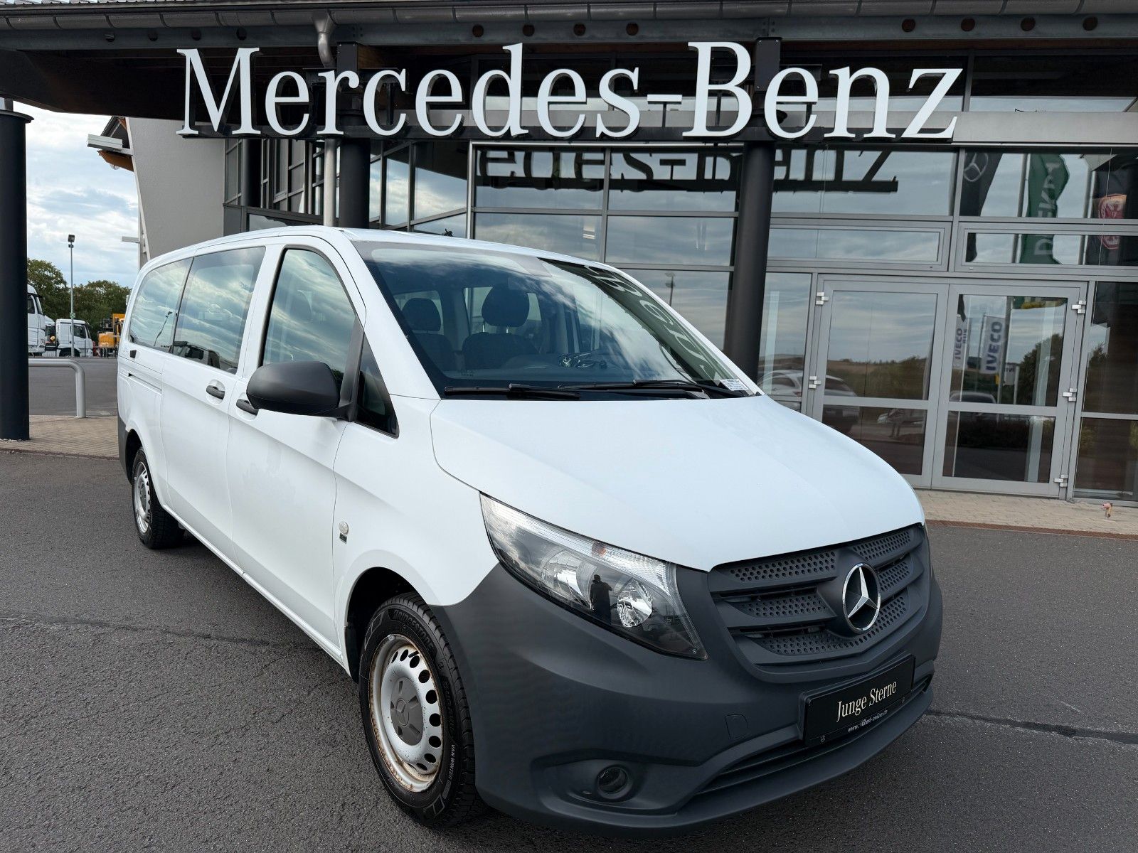 Fahrzeugabbildung Mercedes-Benz Vito 114 CDI Tourer Extral Klima