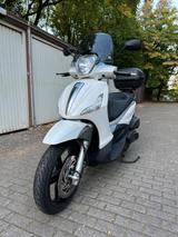 Piaggio Beverly 350 i.e - Piaggio Motorräder in Hamburg