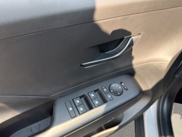 Hyundai KONA 1.0 T-GDI SELECT + FUNKTIONSPAKET -SITZHZG.