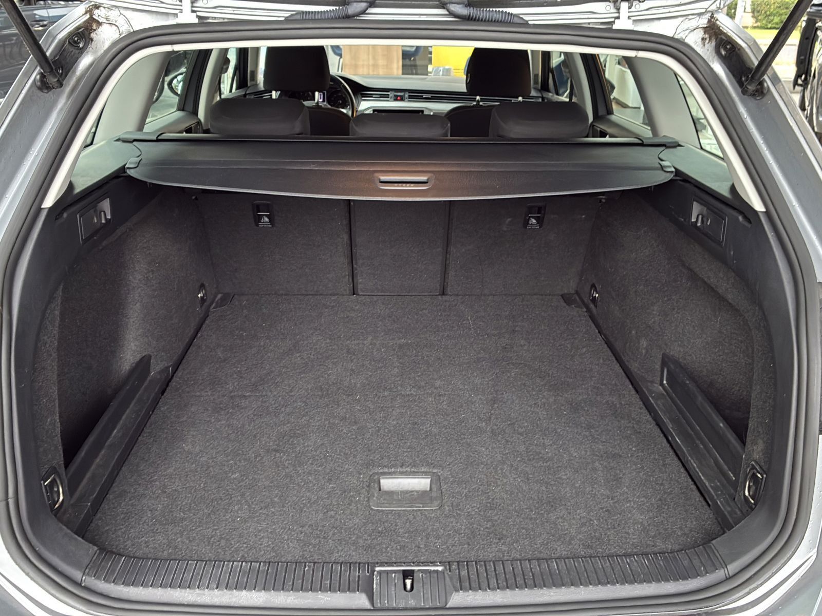 Volkswagen Passat Variant - Bild 20