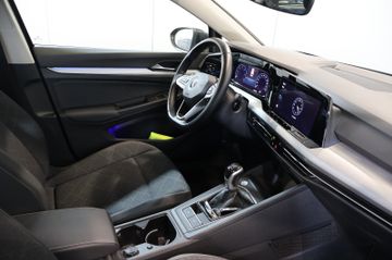 Volkswagen Golf VIII 2.0 TDI Life HUD+AID+KEY+ACC+KAM+LED