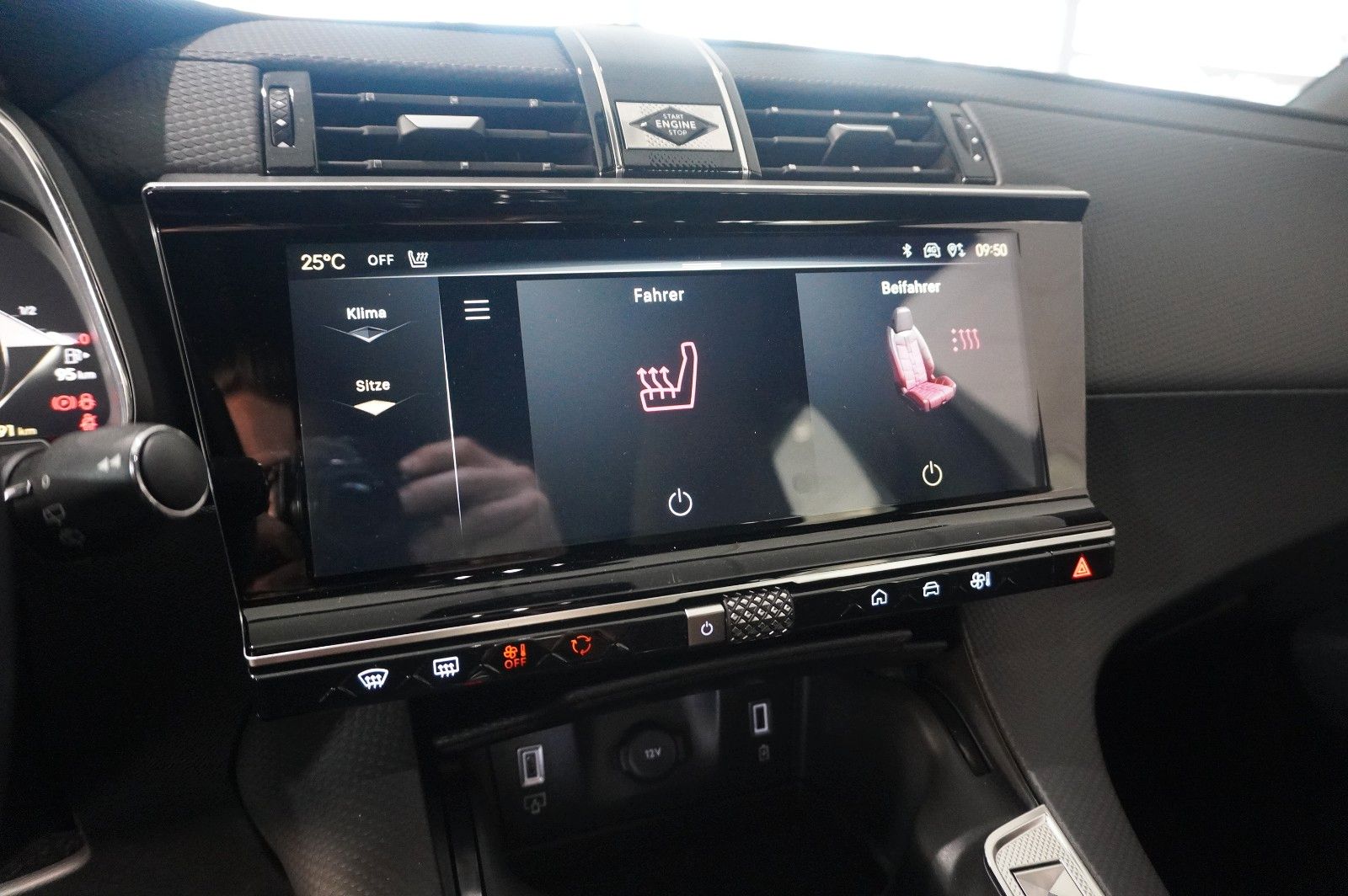 Fahrzeugabbildung DS Automobiles DS7 (Crossback) 1.5D BASTILLE+ NAVI/LED/360°/DAB