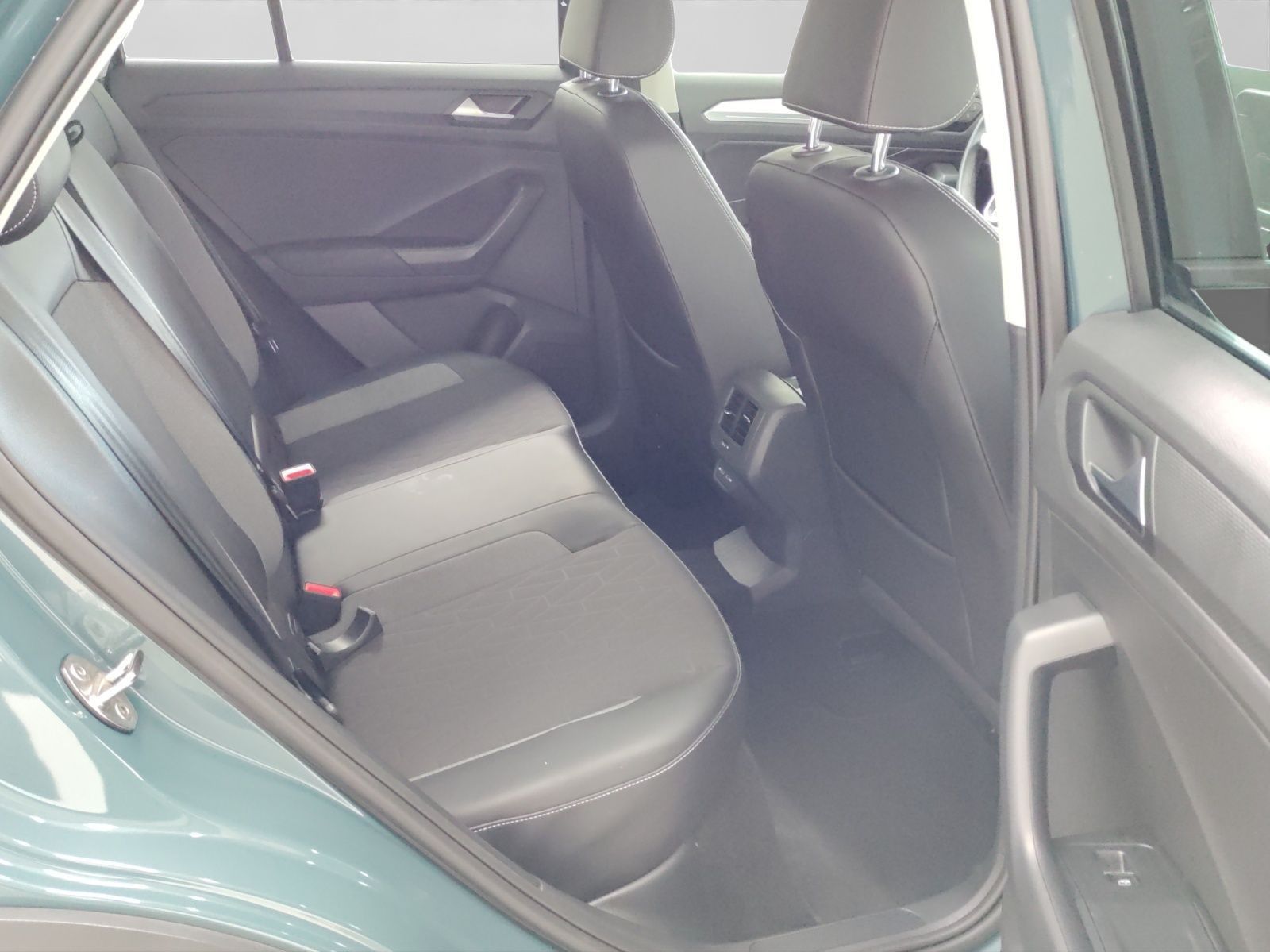 Volkswagen T-Roc - Bild 6