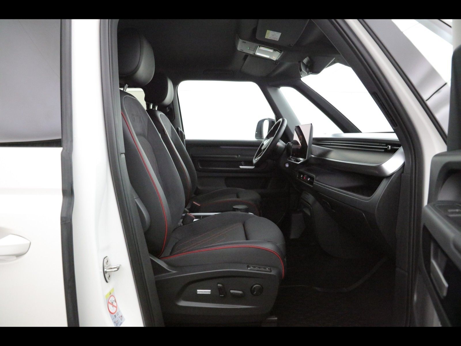Volkswagen ID. BUZZ GTX 4MOTION LR 7-SITZER 86 KWH Navi LED imagem 3