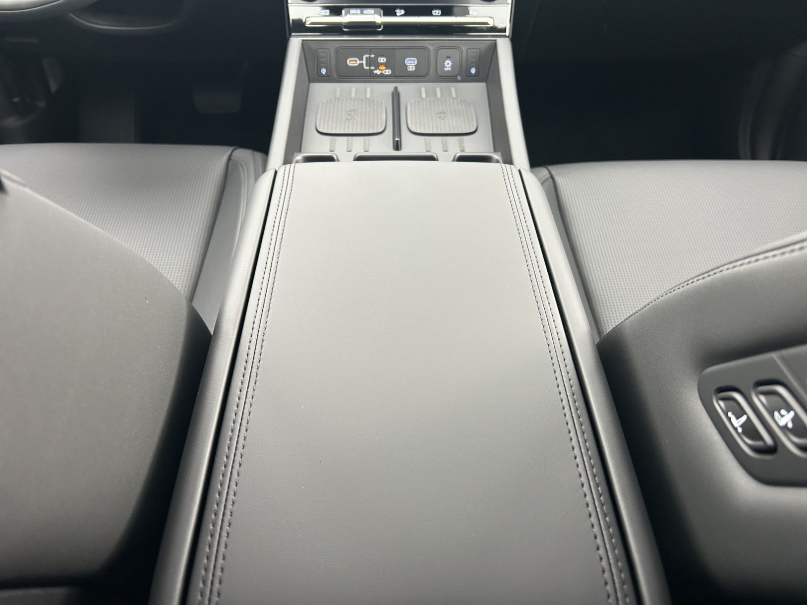 Hyundai SANTA FE - Bild 18