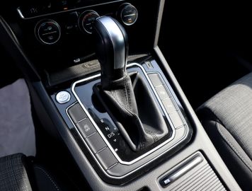 Volkswagen Passat Variant - 4