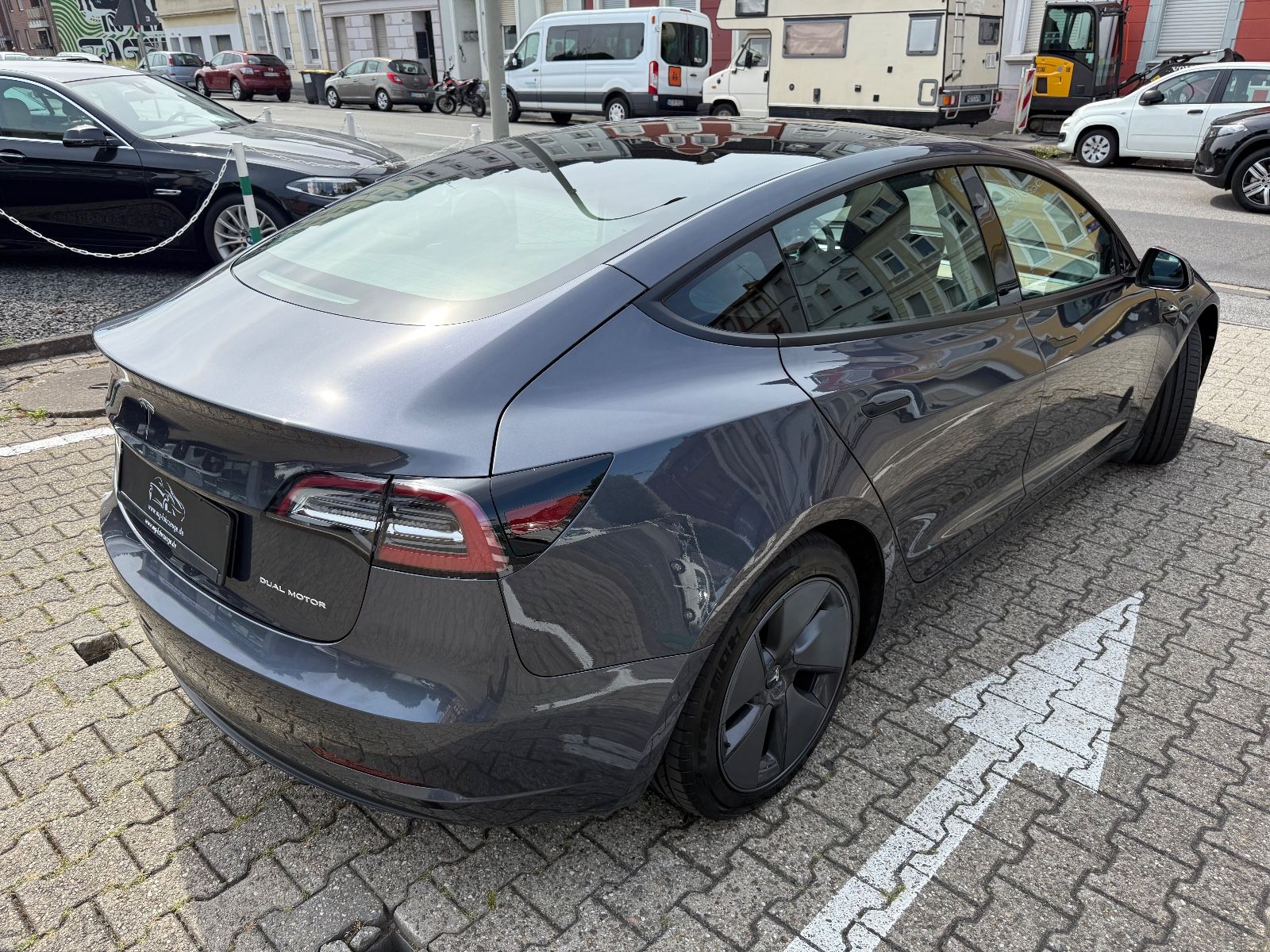 Fahrzeugabbildung Tesla Model 3 Long Range Dual AWD FACELIFT 1-HAND TOP