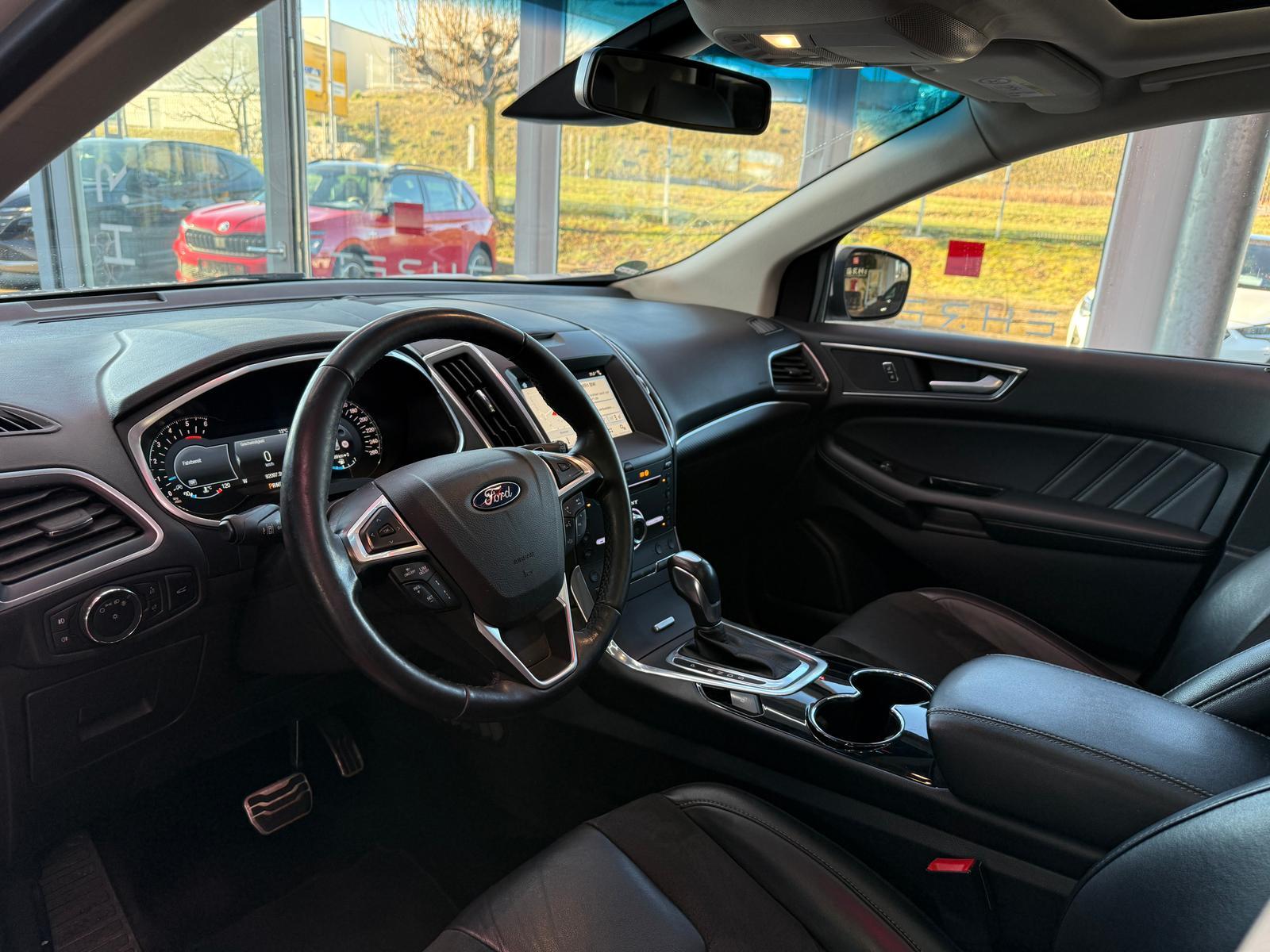 Ford Edge 2.0 T, 4x4, Pano, Automatik, AHK abnehmb.